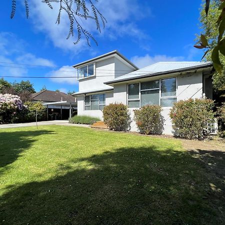 Charlesworth Villa - Christchurch Holiday Homes Exterior photo