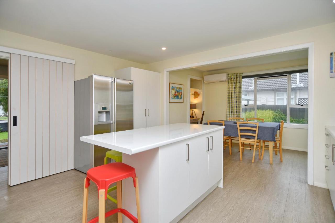 Charlesworth Villa - Christchurch Holiday Homes Exterior photo